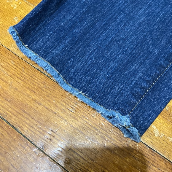 Slim boyfriend fit jeans with raw hem - Picture 4 of 5